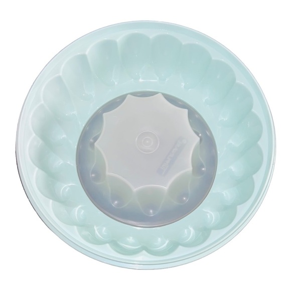 VINTAGE Tupperware Jello Mold With Directions New - Picture 3 of 3
